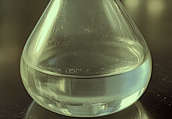 Appearance image for 4-n-Pentyloxybenzonitrile